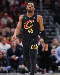 米切尔至少再缺席3场 新规令他提前告别最佳阵容？