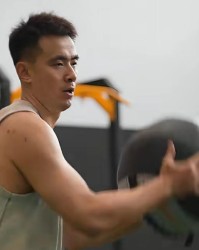 辽宁官宣！赵继伟已回国归队训练，强化体能，全力为全运会准备！