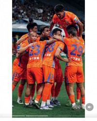 体育投注-李小恒社媒：首次中超首发就为泰山打入个人首球，这感觉难以置信