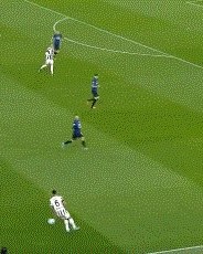 在线娱乐-【意甲】恰神失点后VAR判重罚 尤文2中框负国际米兰