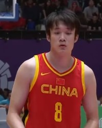 乐鱼体育app官方登录入口-丁彦雨航：现在有更多年轻人在努力拼搏 相信中国男篮会越来越好