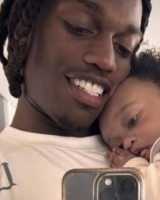 安全平台-米体：莱奥在联赛间歇期返回葡萄牙，为双胞胎孩子庆祝1周岁生日