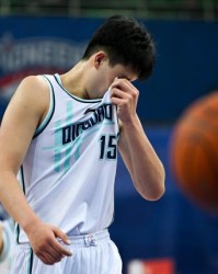 在线娱乐-专访杨瀚森：半程表现自评2分 《爱情公寓》狂热粉丝