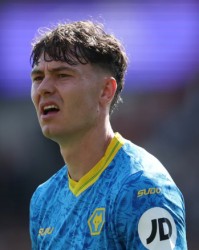 英媒：纽卡有意狼队前锋拉森，初始报价5000万镑遭拒绝